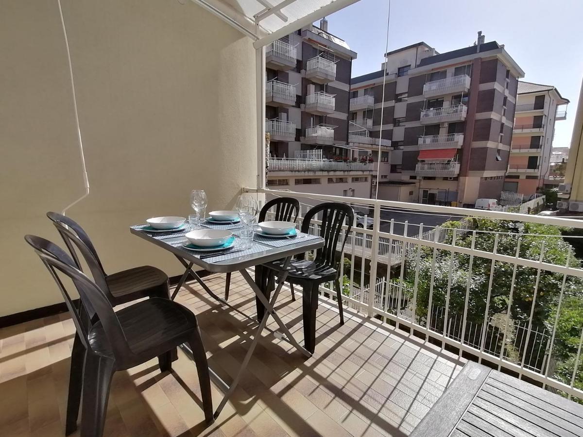 P In Centro Apartment Sestri Levante Exterior photo
